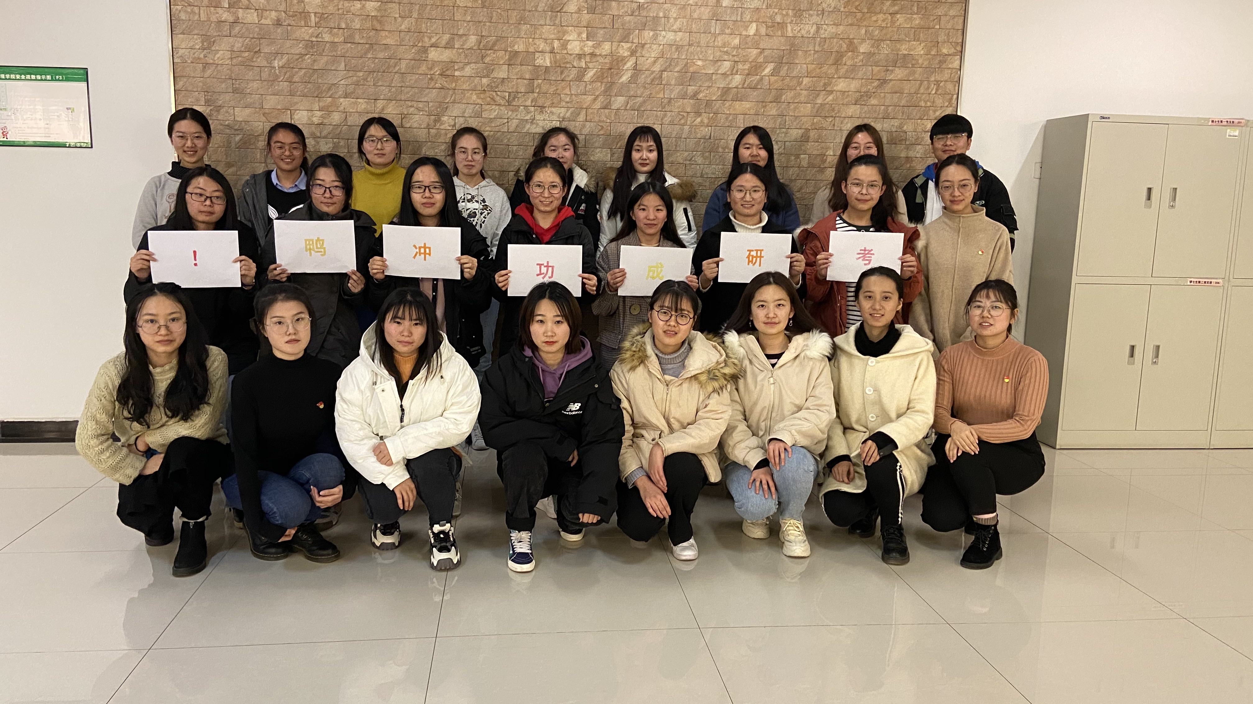 b7687efb2d714d3abc17f21c980e08cb.jpg b7687efb2d714d3abc17f21c980e08cb.jpg